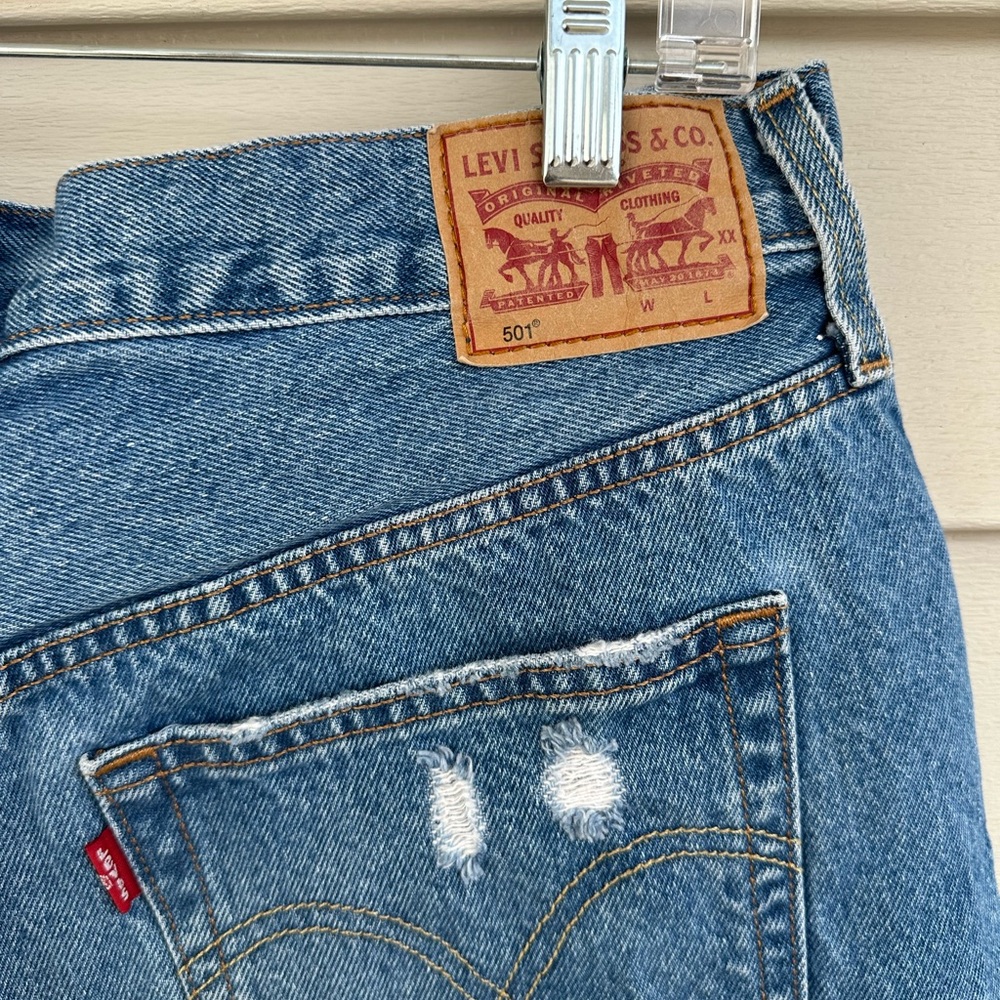 Levi's Blue Distressed Jean Shorts - Picture 5 of 6